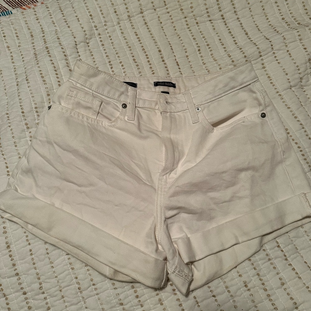 white jean shorts from target